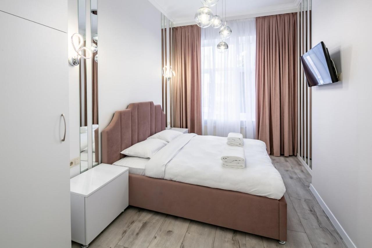 Avangard DeLuxe Art Apartment Lviv Buitenkant foto